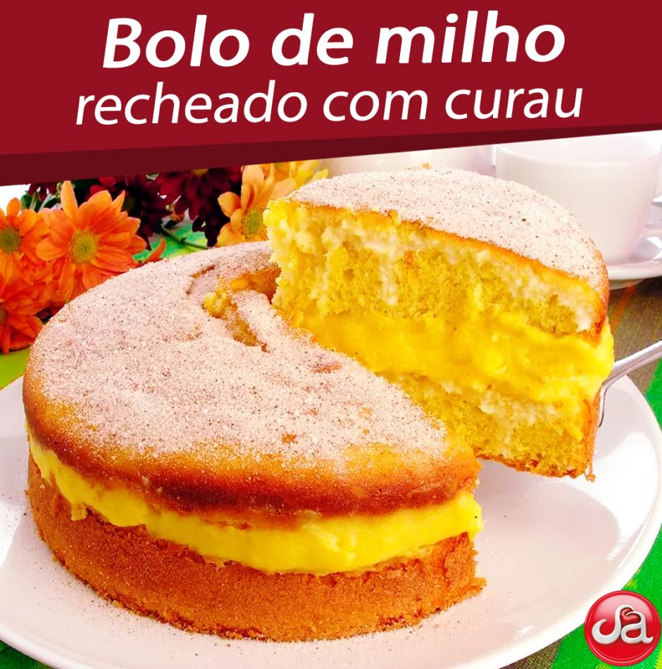 Bolo de milho recheado com curau